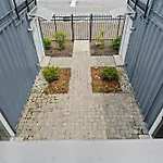 Experience The Unique Re-Nu Shipping Container #3