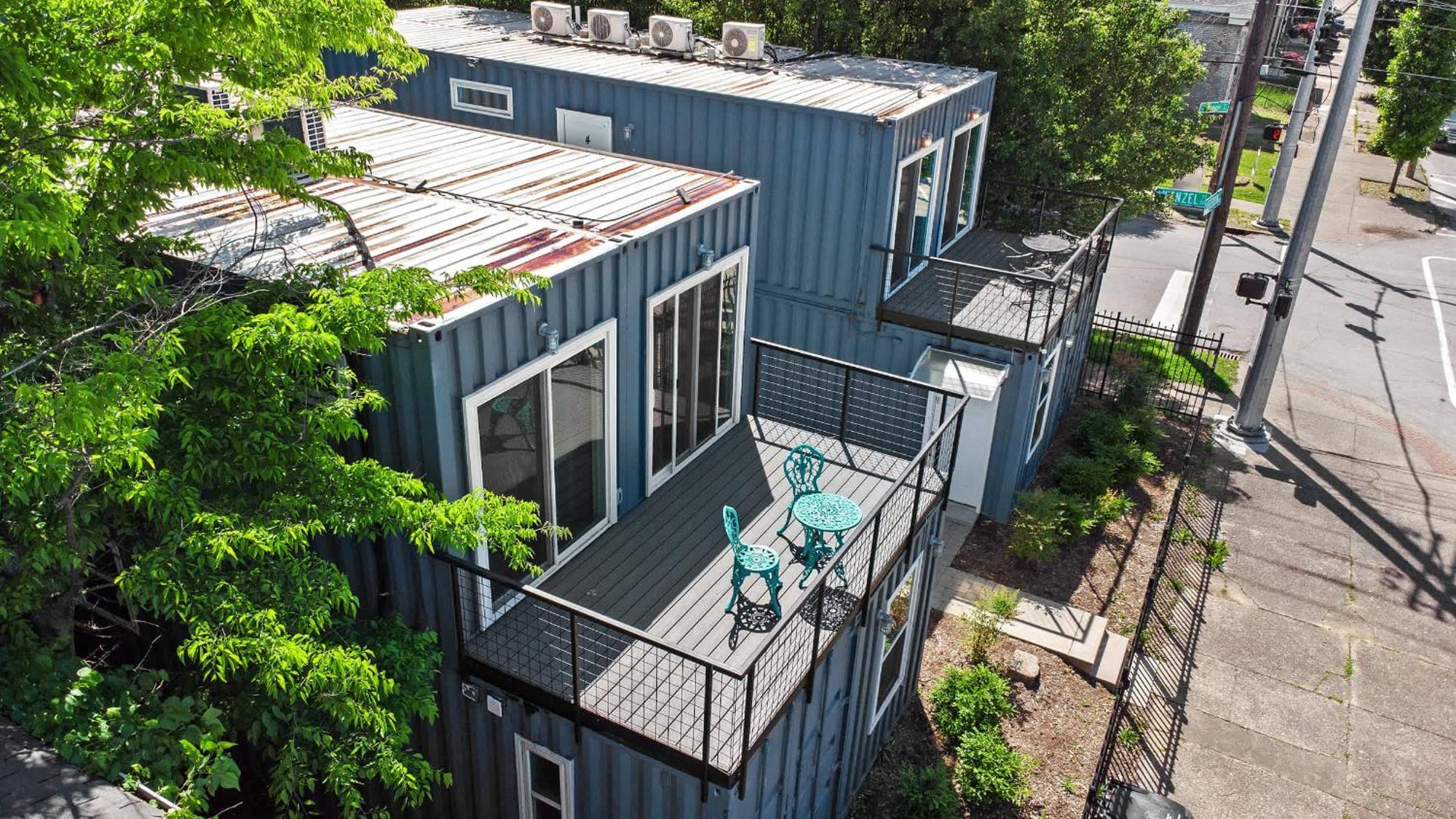 Apartment Experience The Unique Re-nu Shipping Container #3